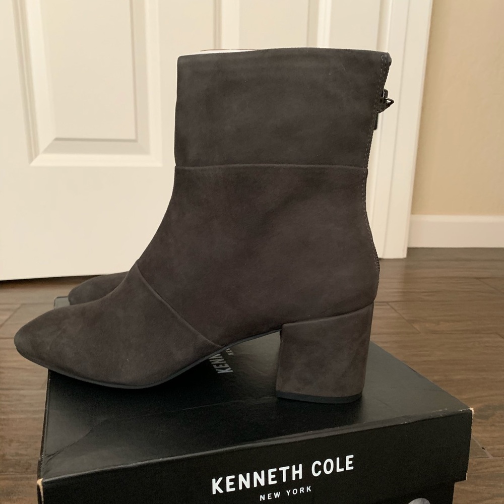 Kenneth Cole Gray Booties